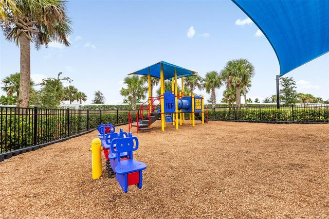 5235 CORAL REEF WAY, Bradenton, FL 34211