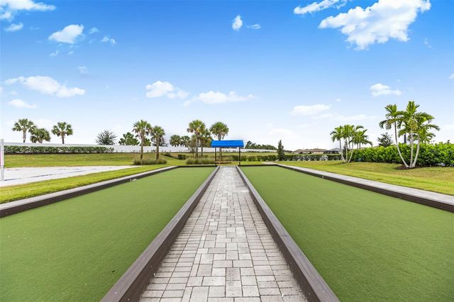 5235 CORAL REEF WAY, Bradenton, FL 34211