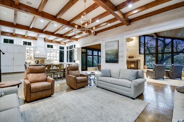 125 LAZY L LN, Wimberley, TX 78676