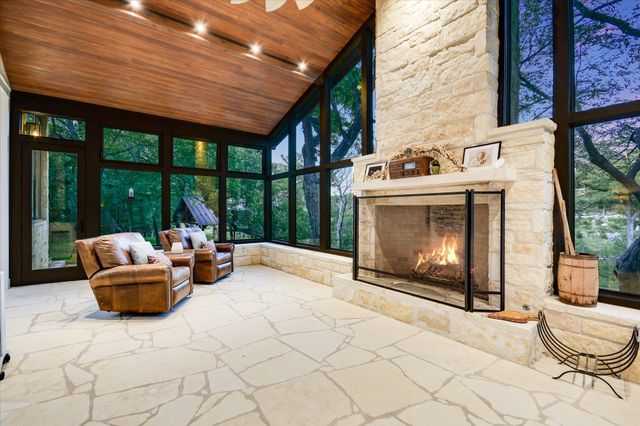 125 LAZY L LN, Wimberley, TX 78676