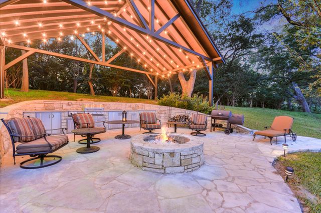 125 LAZY L LN, Wimberley, TX 78676