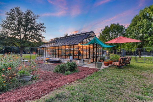 125 LAZY L LN, Wimberley, TX 78676