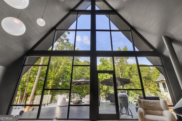 575 Early Drive, Hartwell, GA 30643