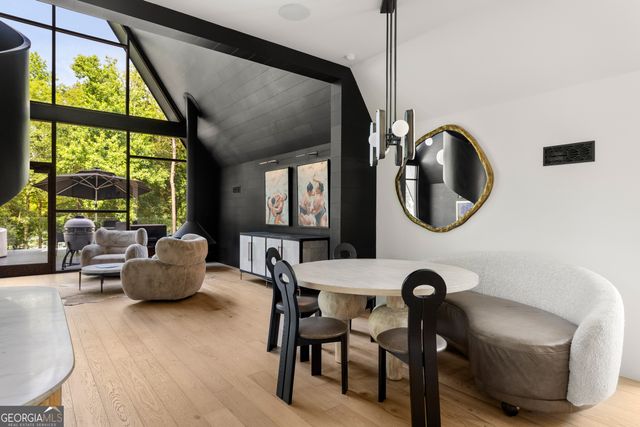 575 Early Drive, Hartwell, GA 30643