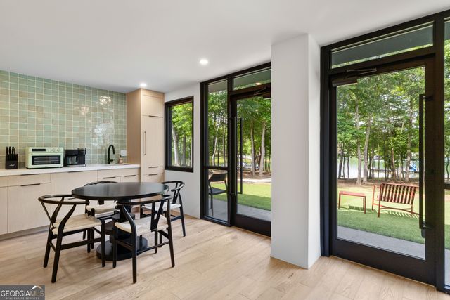 575 Early Drive, Hartwell, GA 30643