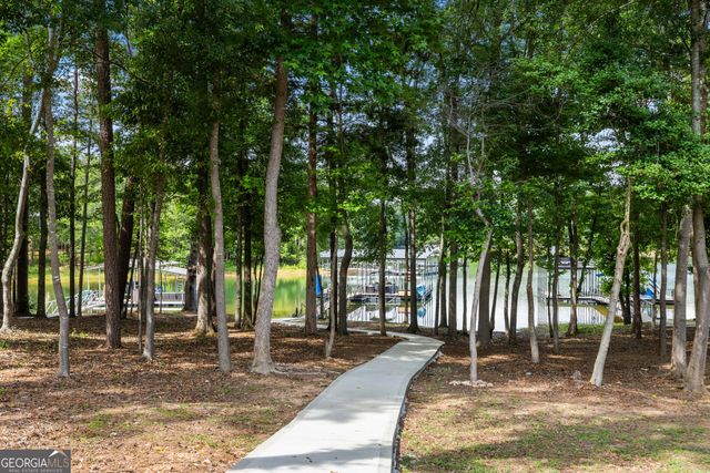 575 Early Drive, Hartwell, GA 30643