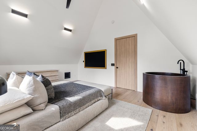 575 Early Drive, Hartwell, GA 30643