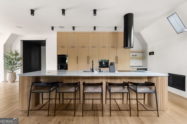 575 Early Drive, Hartwell, GA 30643