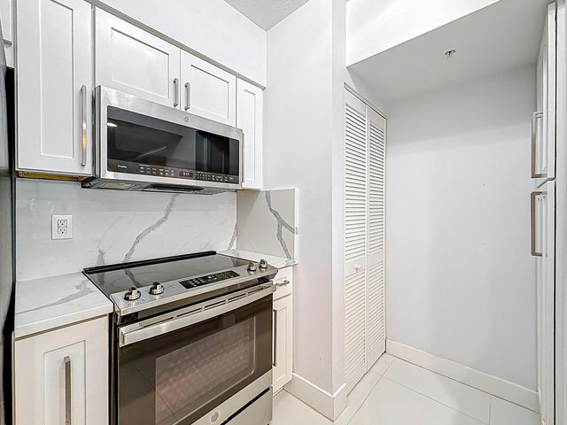 347 N New River Dr Drive E 706, Fort Lauderdale, FL 33301