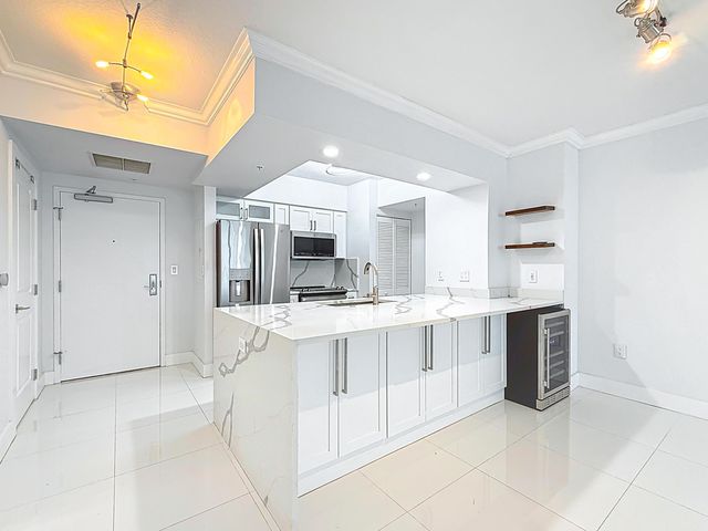 347 N New River Dr Drive E 706, Fort Lauderdale, FL 33301