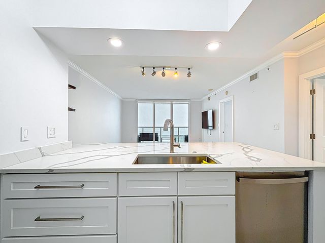 347 N New River Dr Drive E 706, Fort Lauderdale, FL 33301