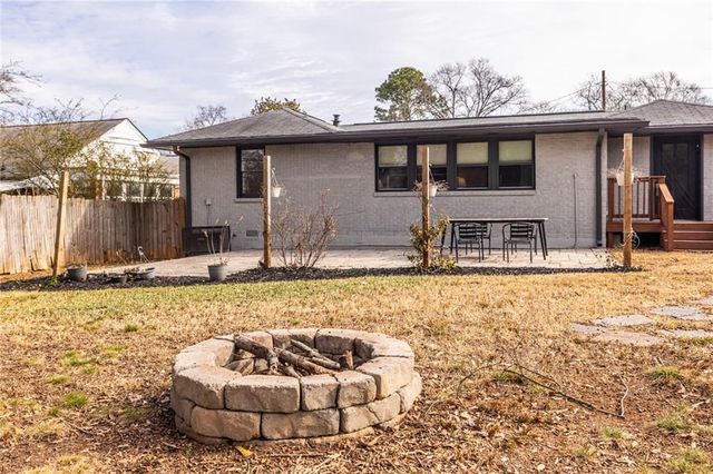 2061 Cloverdale SE Drive, Atlanta, GA 30316