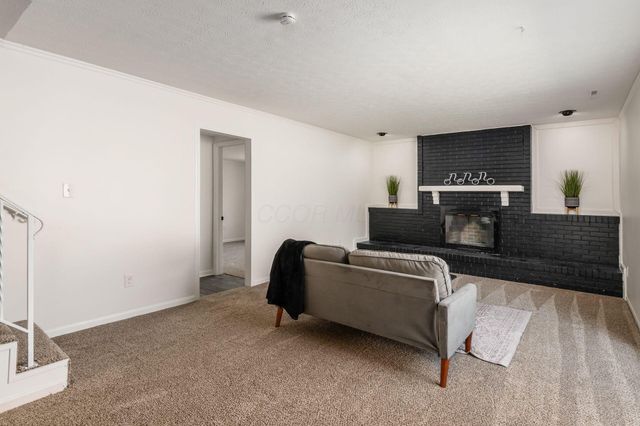 6245 Sharon Woods Boulevard, Columbus, OH 43229