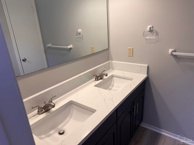 2299 Scenic Hwy P-1, Pensacola, FL 32503