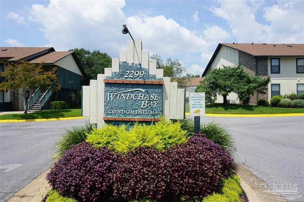 2299 Scenic Hwy P-1, Pensacola, FL 32503