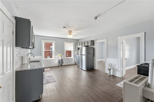 736 Social Street 2R, Woonsocket, RI 02895