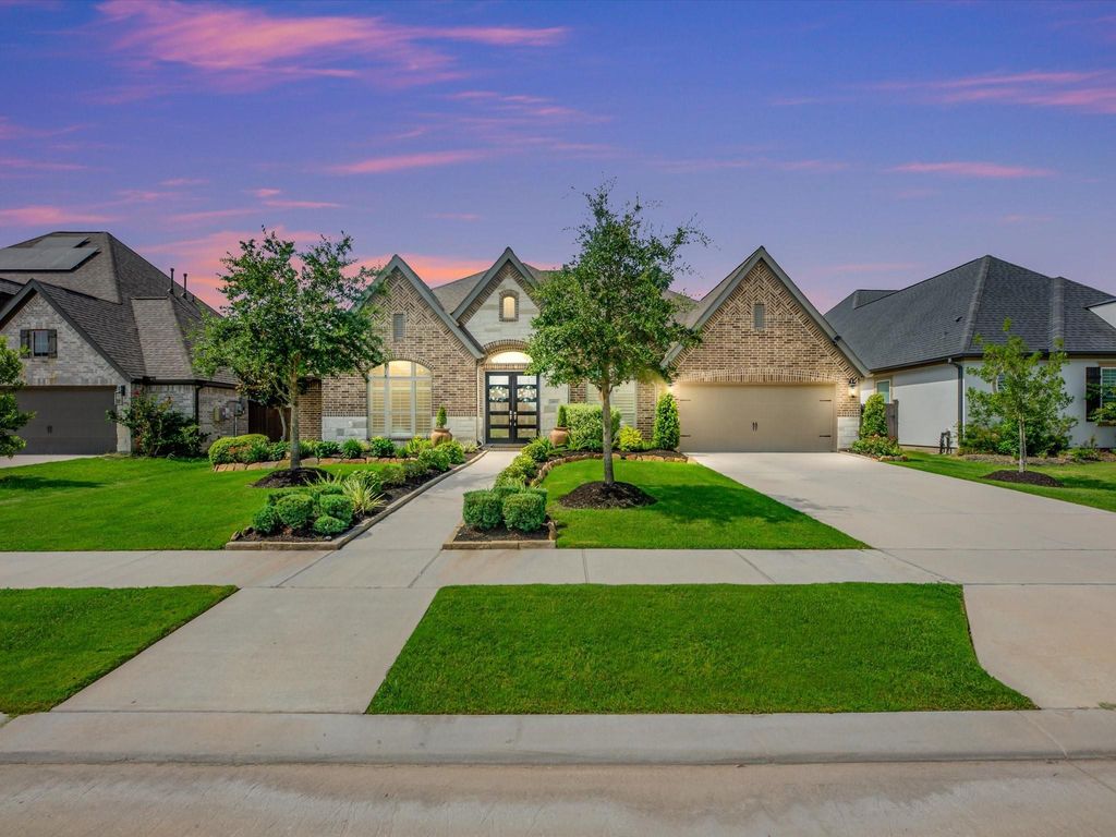 4803 Bernard Drive, Manvel, TX 77583