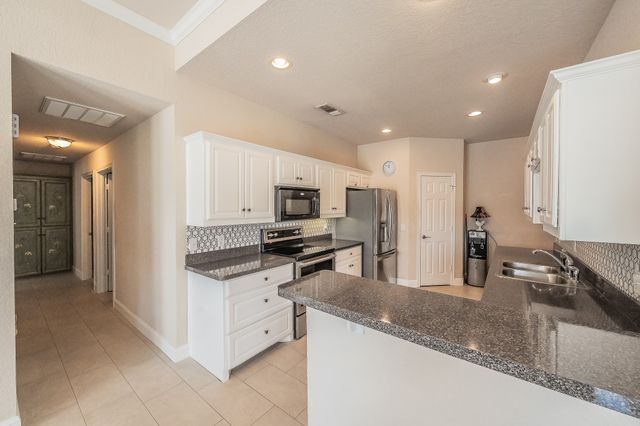 501 S Old Betsy Road 1, Keene, TX 76059