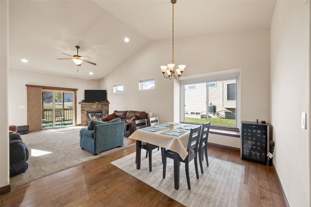 1217 Copper Mountain Dr., North Liberty, IA 52317