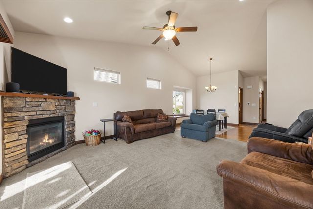 1217 Copper Mountain Dr., North Liberty, IA 52317