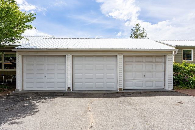 2212 E 4500 S, Salt Lake City, UT 84117