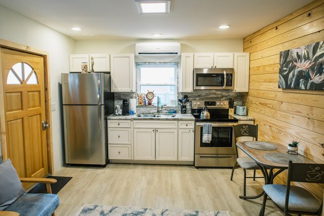 1221 Sumner Avenue A,B,C,D,E, North Charleston, SC 29406