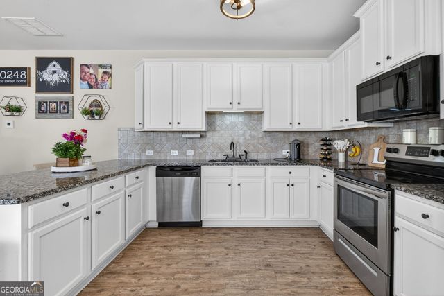 482 Louise Way, Locust Grove, GA 30248