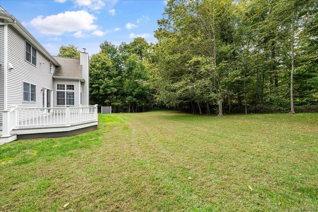 56 Londonderry Lane, Somers, NY 10589