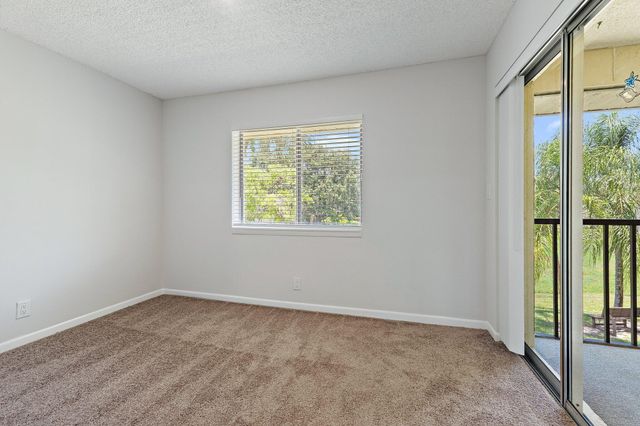 6531 Chasewood Drive H, Jupiter, FL 33458