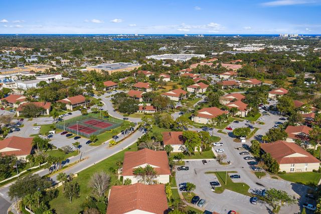 6531 Chasewood Drive H, Jupiter, FL 33458