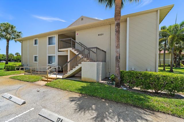 6531 Chasewood Drive H, Jupiter, FL 33458