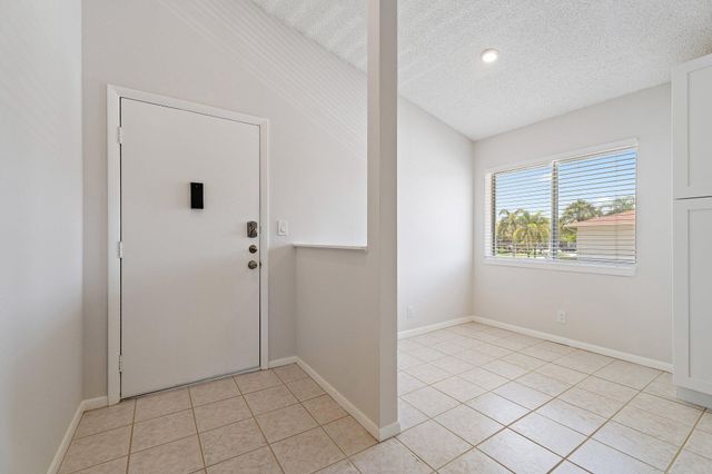 6531 Chasewood Drive H, Jupiter, FL 33458