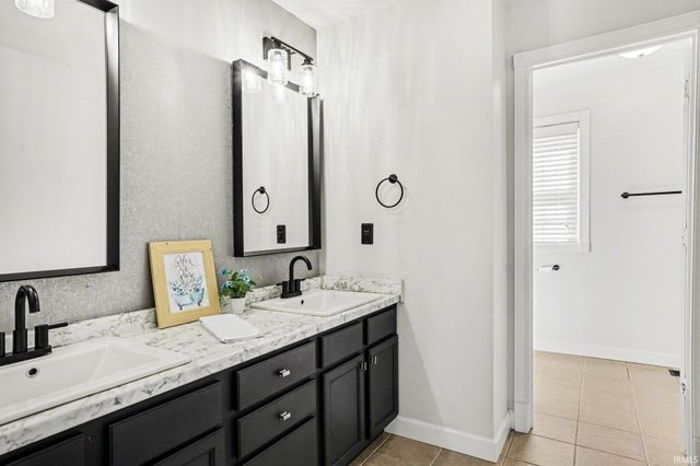 4218 Douthart Place, Mishawaka, IN 46544