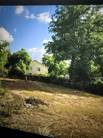 3621 Rebecca Street, Houston, TX 77021