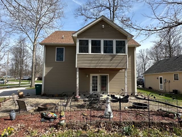345 Patriots Landing, Coatesville, IN 46121