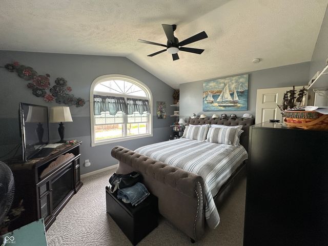 345 Patriots Landing, Coatesville, IN 46121