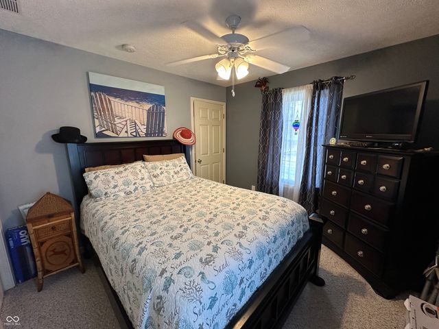 345 Patriots Landing, Coatesville, IN 46121