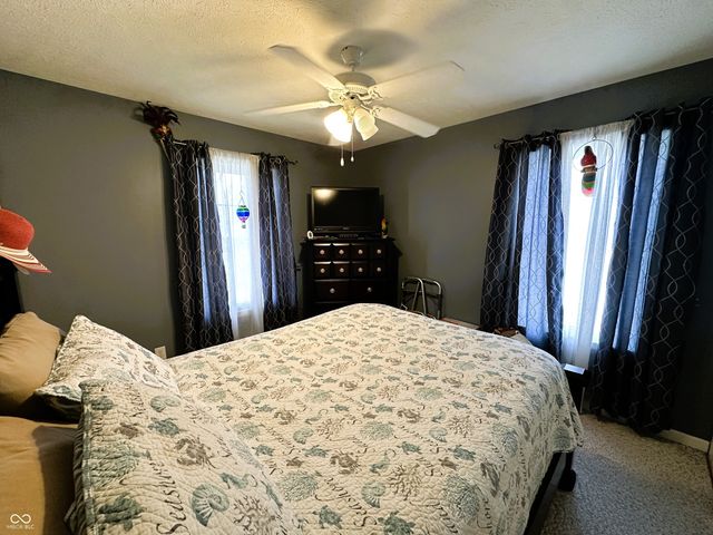 345 Patriots Landing, Coatesville, IN 46121