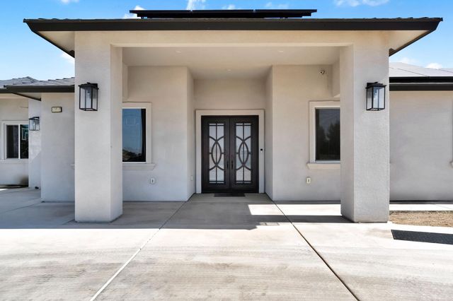 26515 Greentree, Madera, CA 93638
