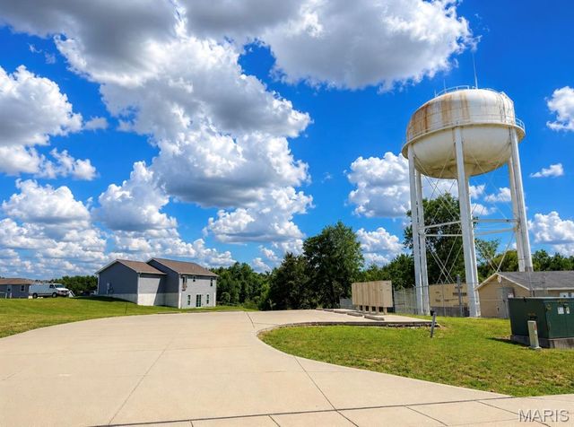 807 Navajo Trail, Warrenton, MO 63383
