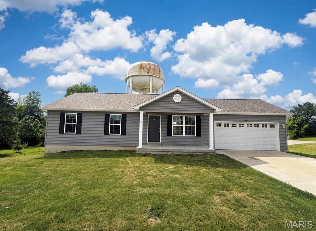 807 Navajo Trail, Warrenton, MO 63383