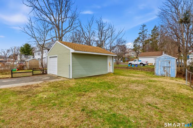 47 Highland Avenue, Naugatuck, CT 06770