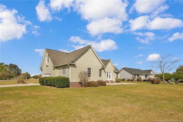 73 Timberlake Drive, Clinton, NC 28328