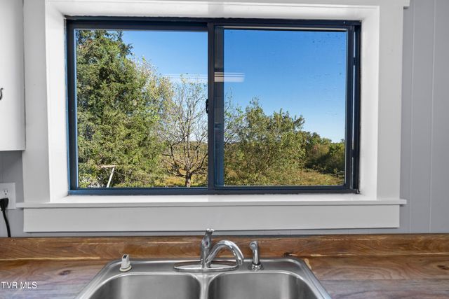 780 Murray Bridge Road, Mohawk, TN 37810