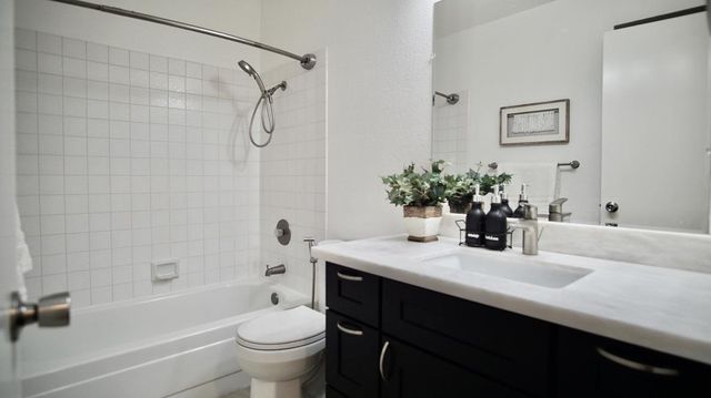 1663 Branham Park Court, San Jose, CA 95118