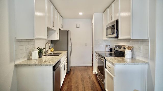 1663 Branham Park Court, San Jose, CA 95118