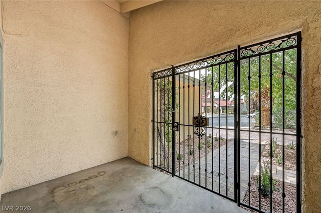 2213 Piccolo Way, Las Vegas, NV 89146