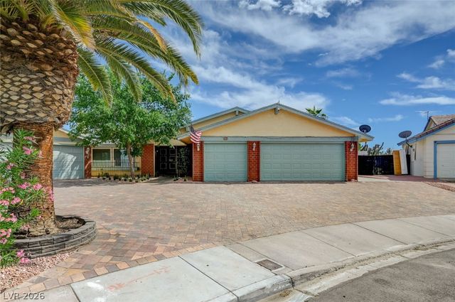 2213 Piccolo Way, Las Vegas, NV 89146