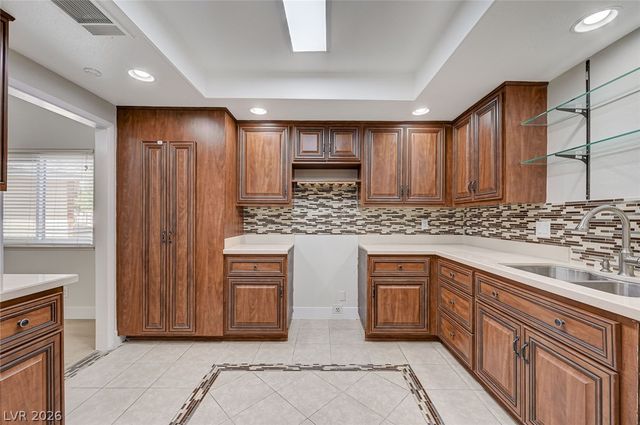 2213 Piccolo Way, Las Vegas, NV 89146