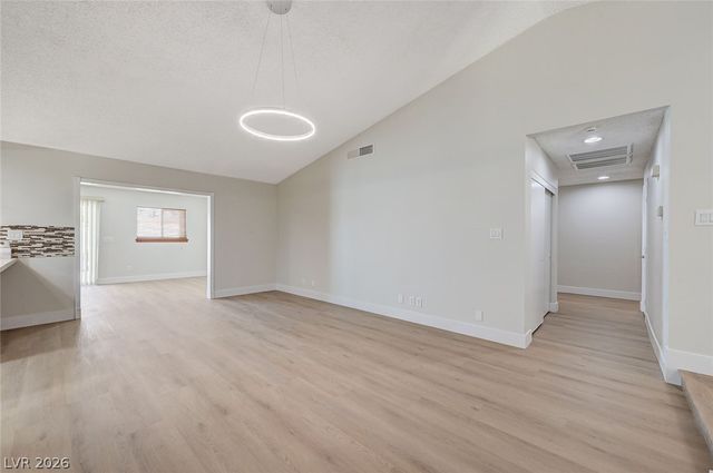 2213 Piccolo Way, Las Vegas, NV 89146